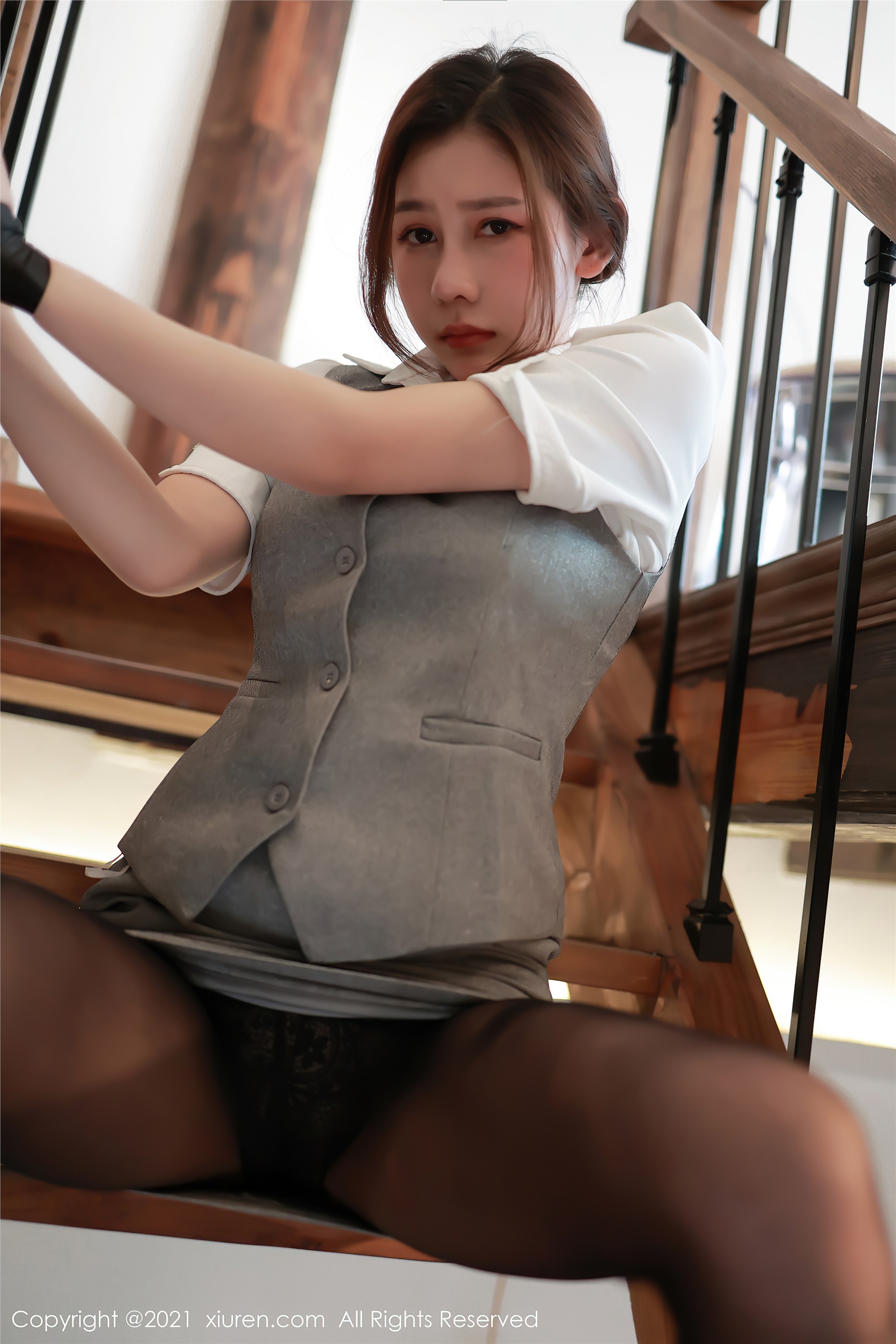 XiuRen秀人网  2021.04.12 No.3291 尹甜甜